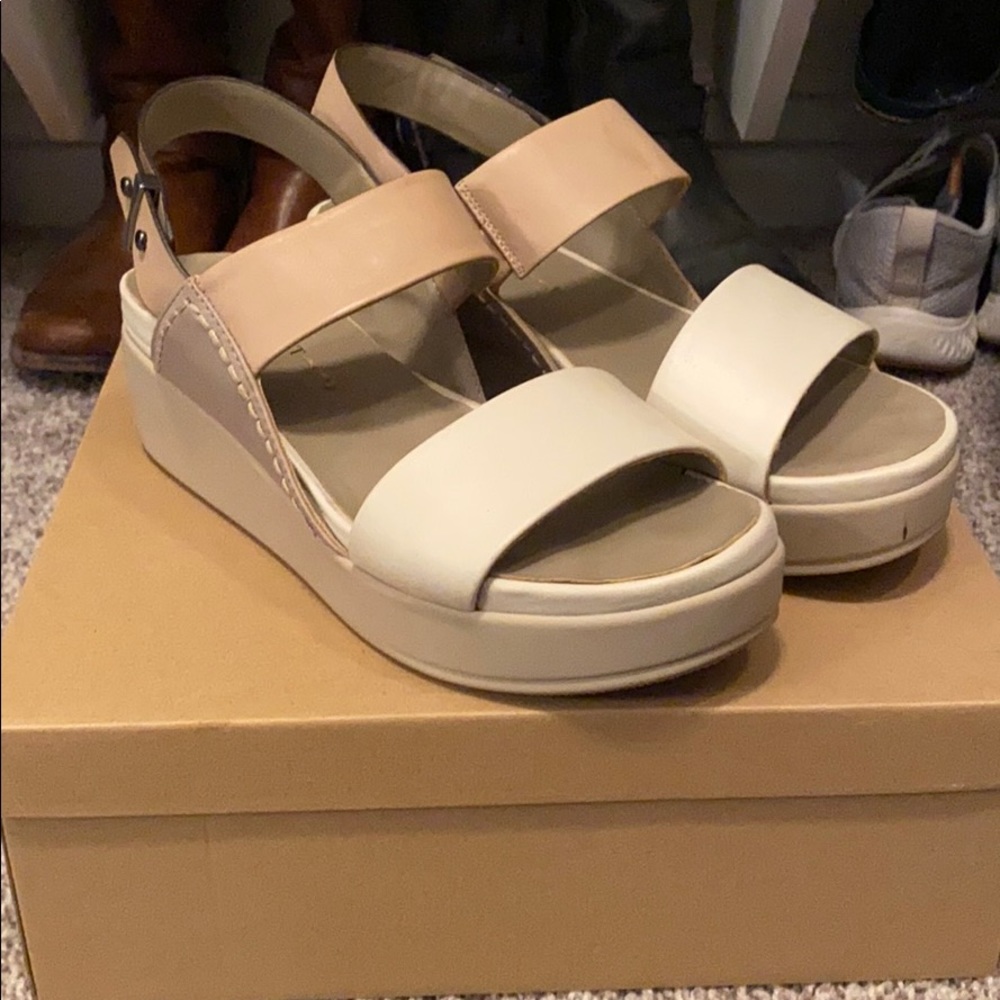 Naked Feet Wedges